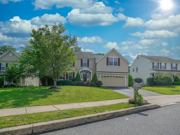 108 Dougherty Ln, Aston, PA 19014