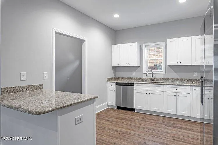 800 Lighthorse Cir — Photo 16