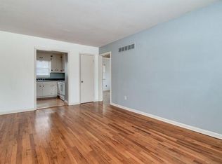 8717 W 80th St, Overland Park, KS 66204