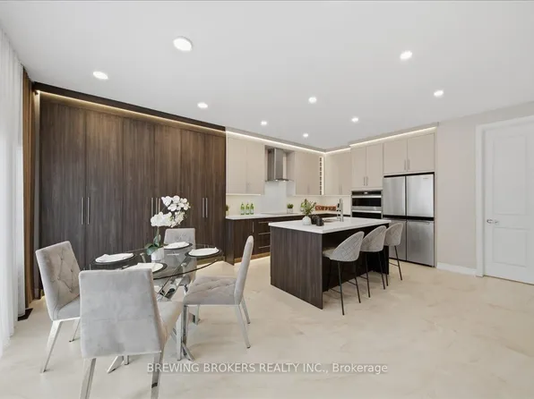 977 Larter St, Innisfil, ON L9S 0N4