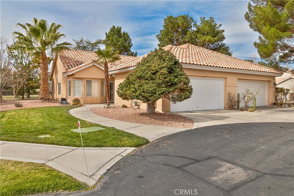11374 Sawgrass Bend Ave