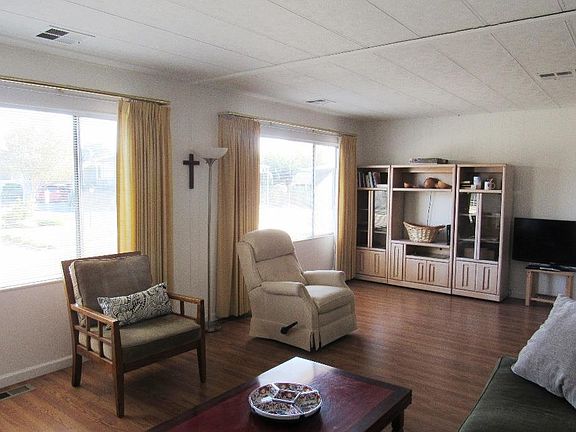 5th image of 1225 Vienna Dr Space 369