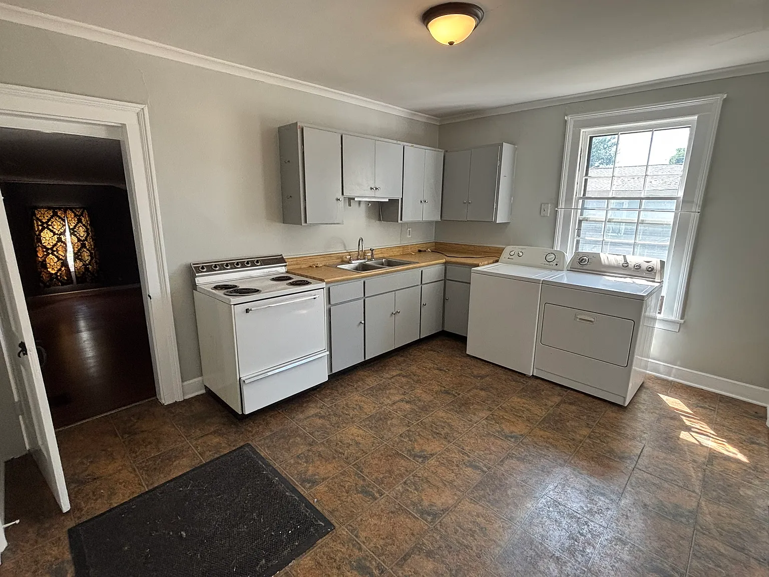 1 bed, 750 sqft, $750 — Photo 3