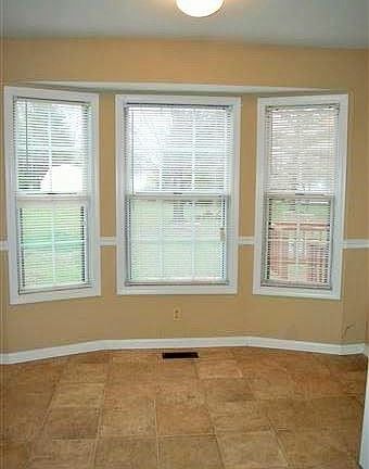 5th image of 310 Hillman Dr