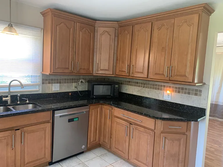 1096 Truwood Dr — Photo 9