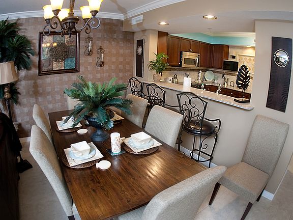 Beautiful Dining area