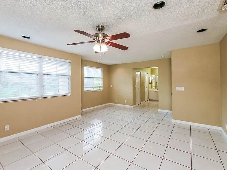 3275 W Buena Vista Dr — Photo 12