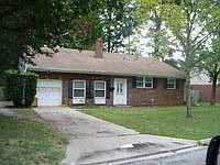 1st image of 820 Olive Dr