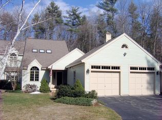1 Peninsula Dr, Stratham, NH 03885