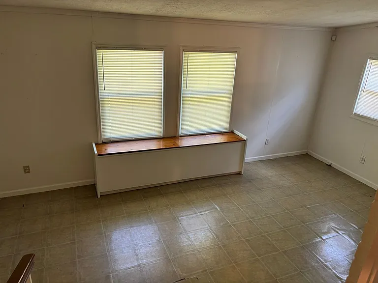 2502 Japonica Dr — Photo 4