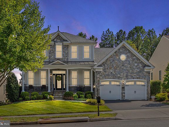 2nd image of 15237 Fog Mountain Cir
