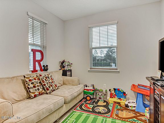 4th image of 15119 Rain Lily St