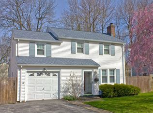 172 Shelbourne Rd, Rochester, NY 14620