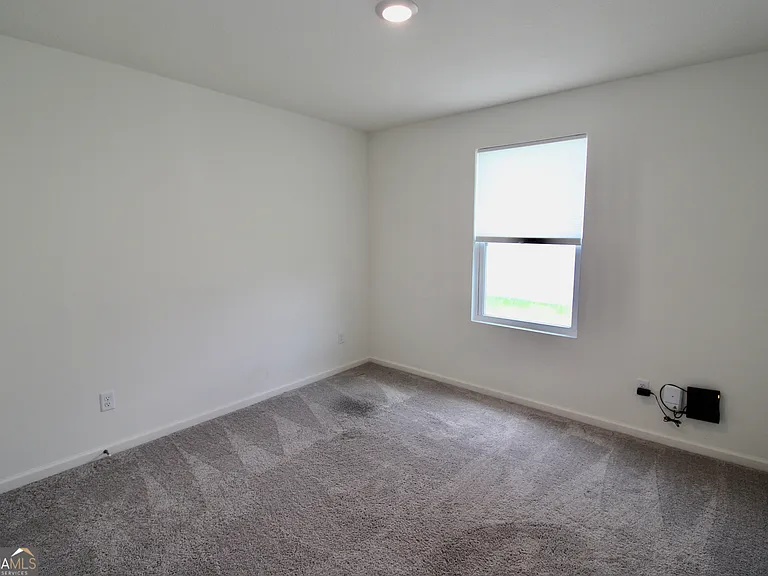 205 Landing Blvd — Photo 14