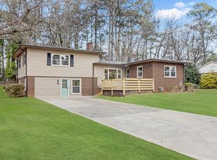 106 Maple Dr, Gaffney, SC 29341