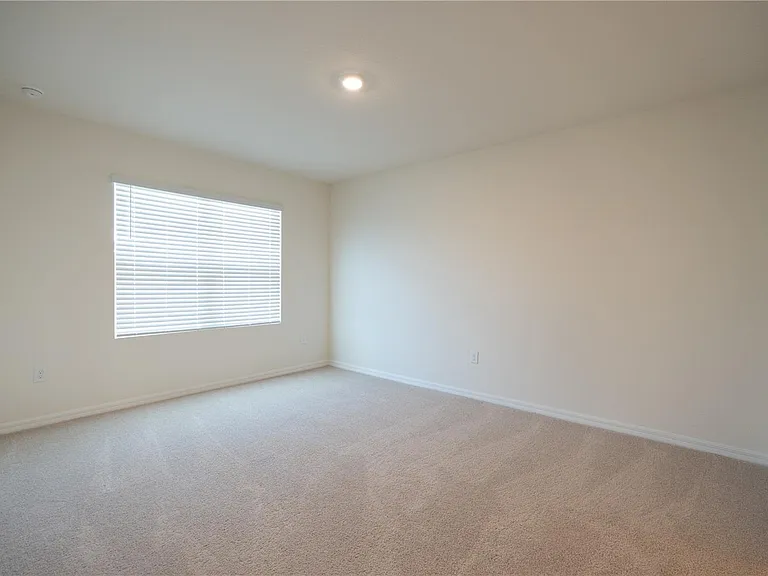 444 Taylor Groves Dr — Photo 35