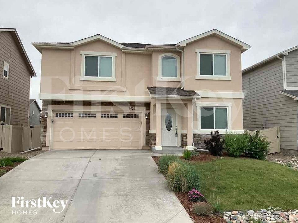 1st image of 7429 Primavera Ln