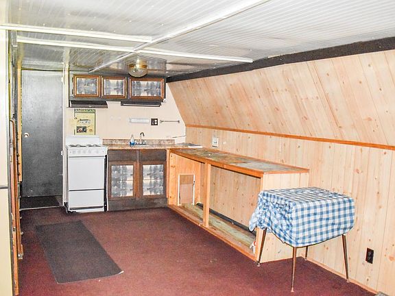 4th image of 8840 E Amber Lake Rd