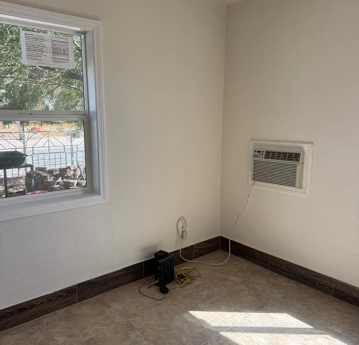 2 bed, 950 sqft, $1,580 — Photo 3
