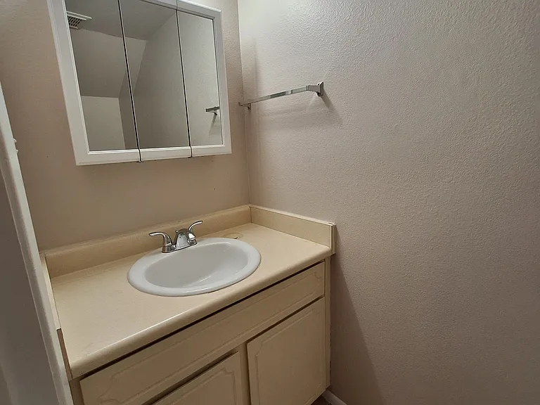 Townhome in Mesa with enclosed backyard! — Photo 17