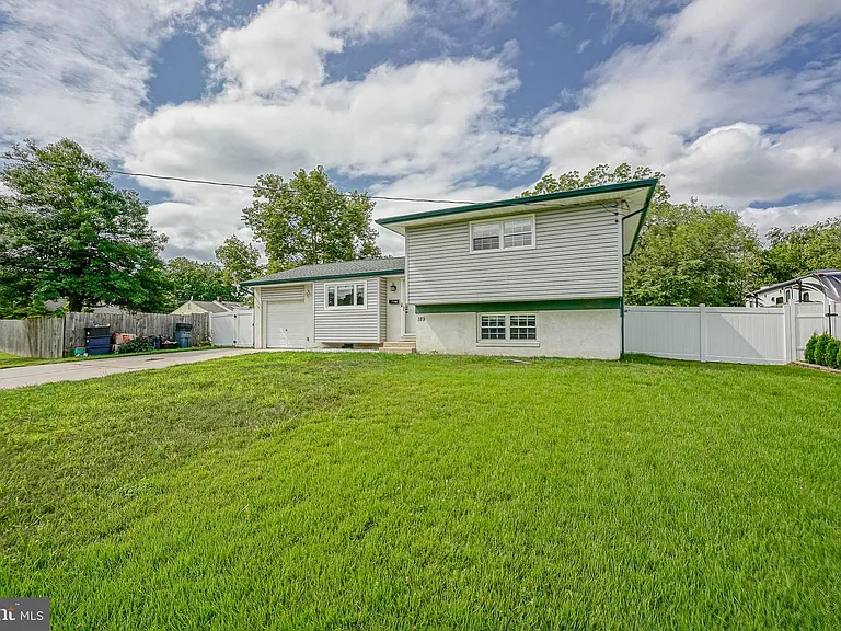 189 Cheyenne Ave — Photo 3