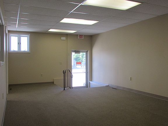 2nd image of 1011 Center Ave