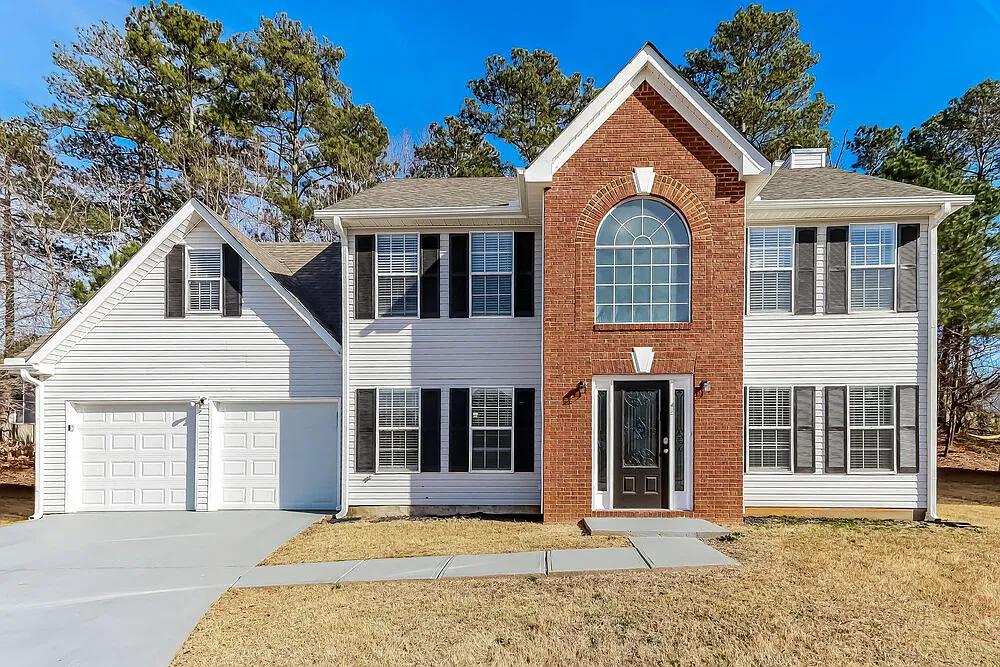 4 bed, 2.5 bath, 1964 sqft, $2,065 — Photo 1