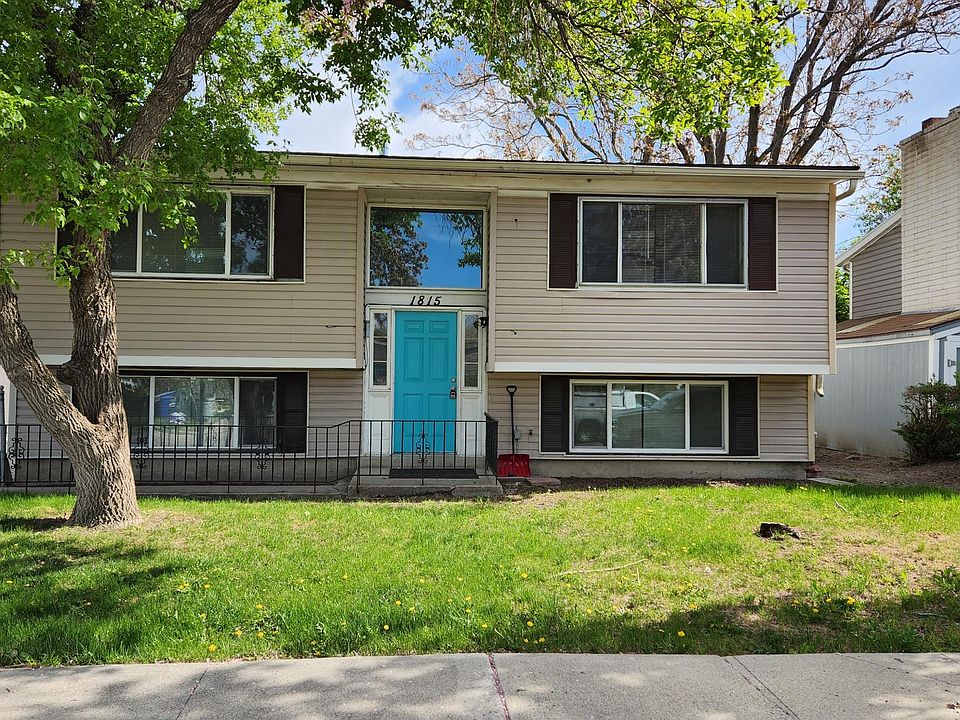 1st image of 1815 W New York Dr S