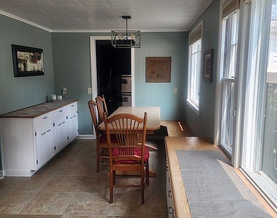 4th image of 153 Pinecrest Dr