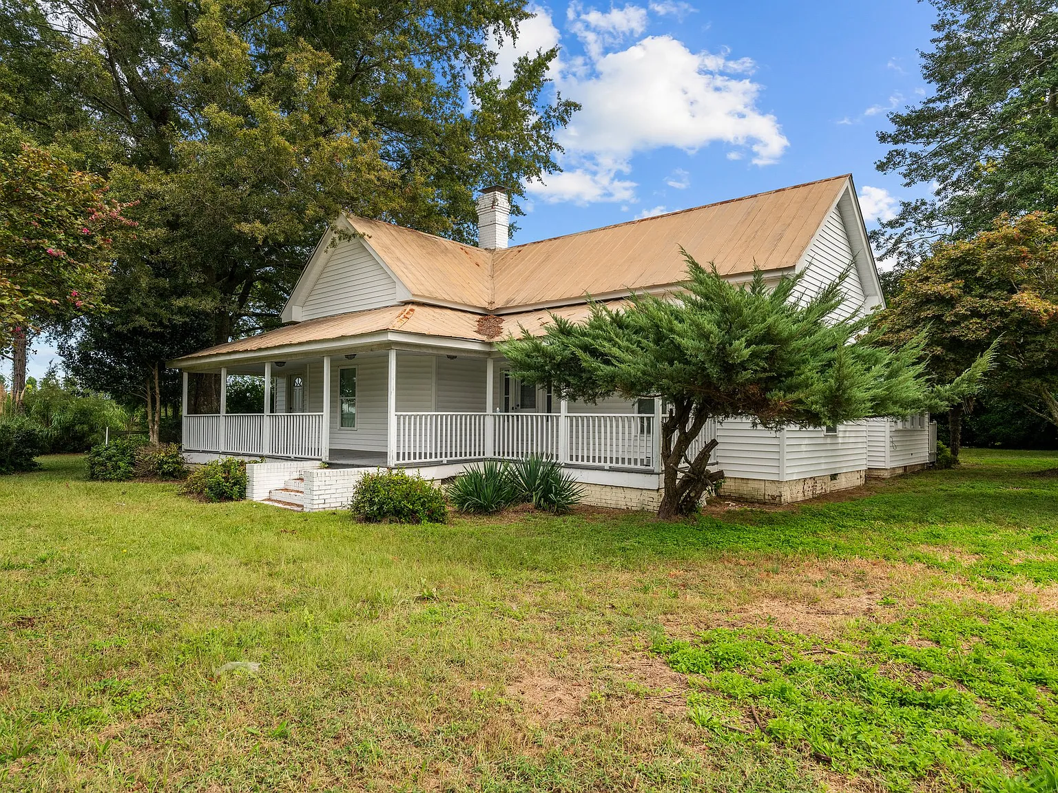35 Paulfield Ln — Photo 1