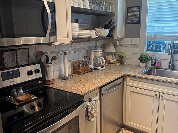 5th image of 301 Pinnacle Inn Road #1108