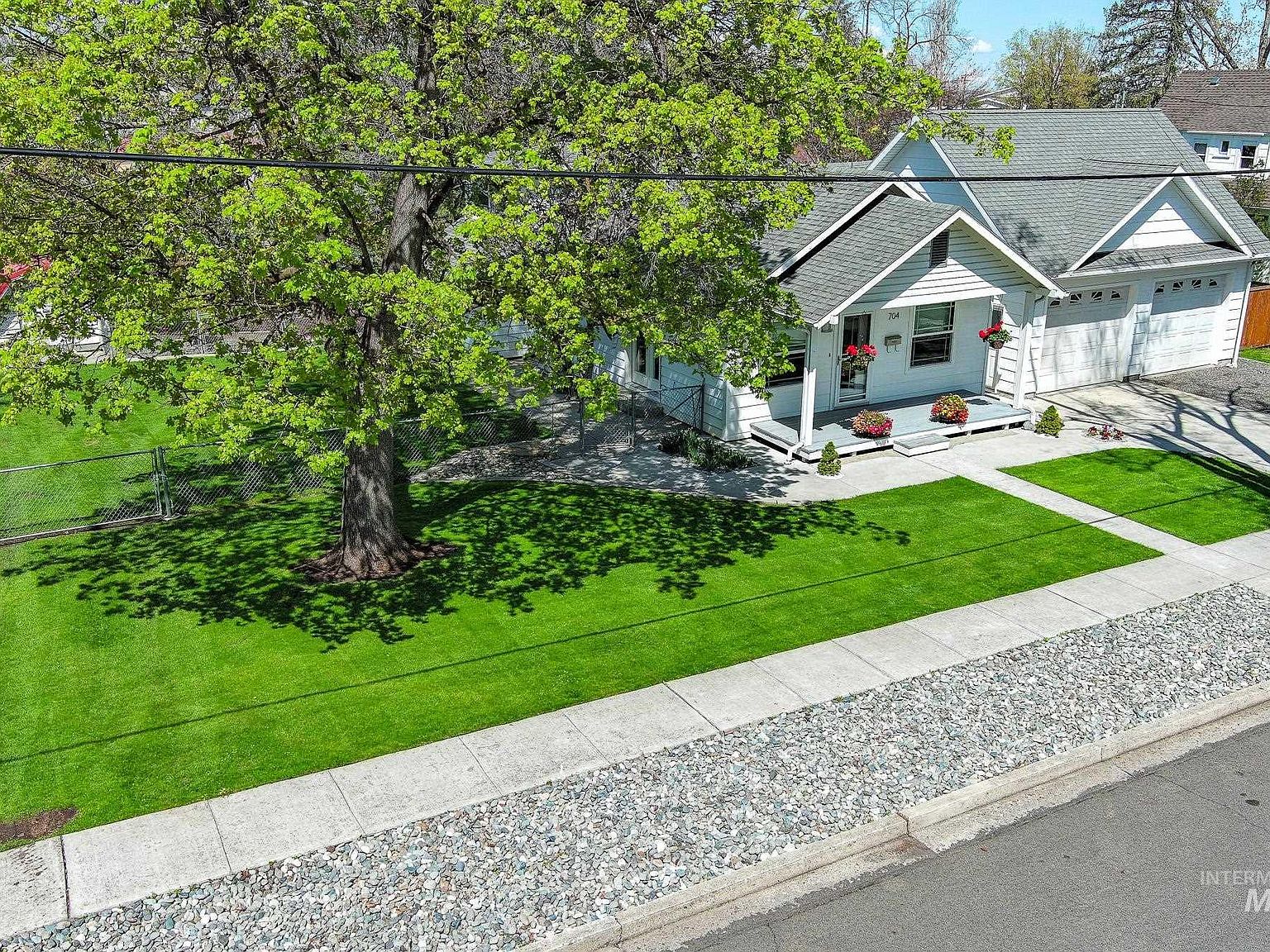 704 S Hall St, Grangeville, ID 83530 Zillow