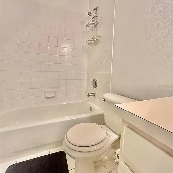 1211 Kennewick Ct — Photo 24