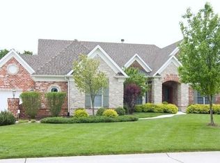 1008 Hawks Landing Dr, Lake Saint Louis, MO
