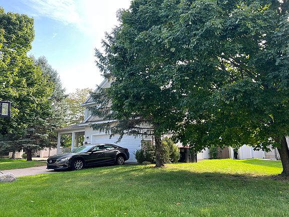 2nd image of 5576 W Grove Dr SE