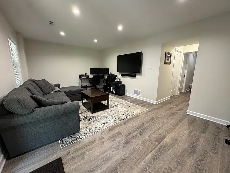 7955 Hidden Bridge Dr — Photo 34