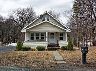 3476 Carman Rd, Schenectady, NY 12303