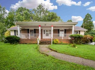 1017 Francis Rd, Knoxville, TN 37909