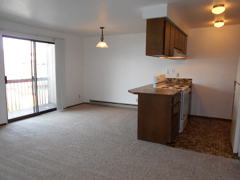 2020-22 Texas St — Photo 11