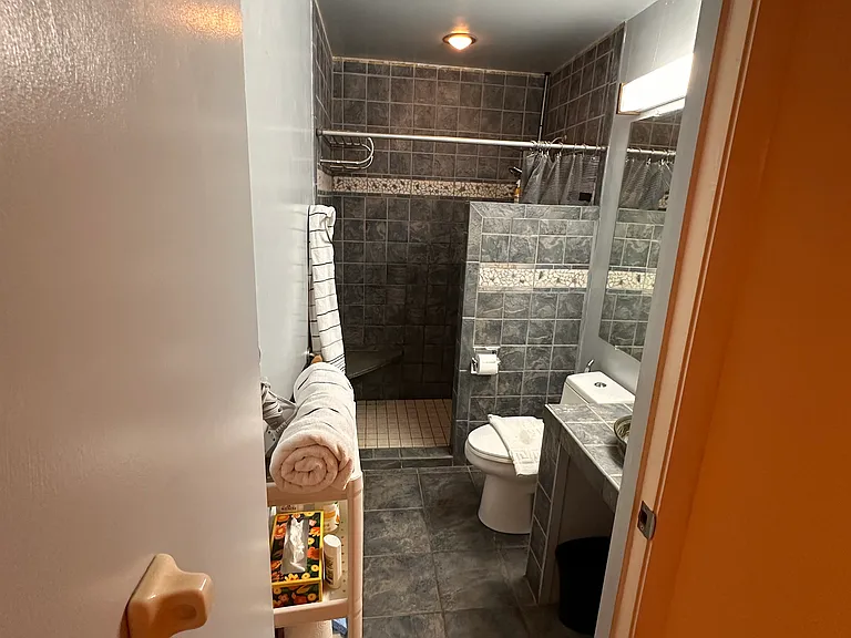 2111 Woodbox Ln #A — Photo 31