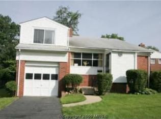 10118 Kinross Ave, Silver Spring, MD 20901