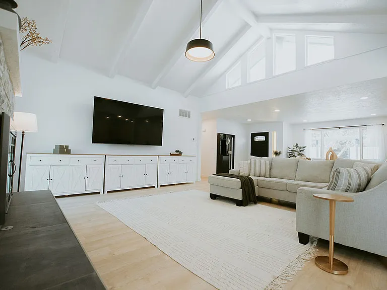 9514 Avenida Del Oso NE — Photo 23