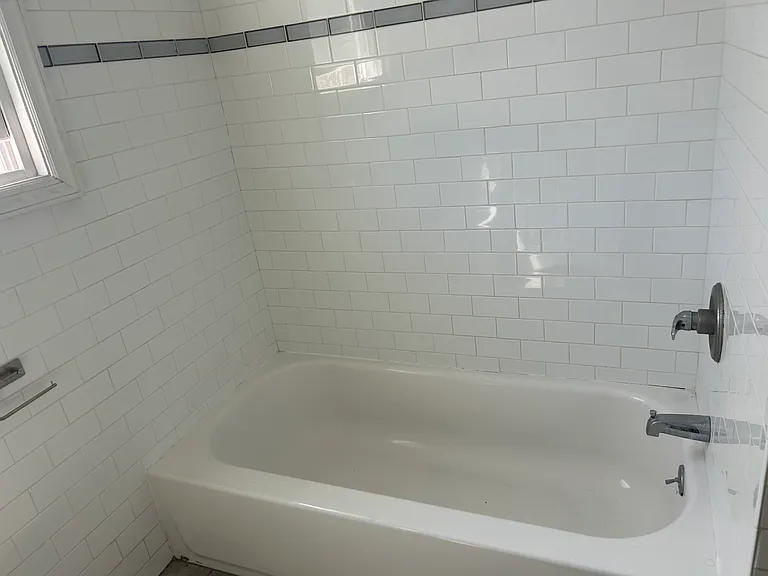 35 Wayne Ave #1 — Photo 15