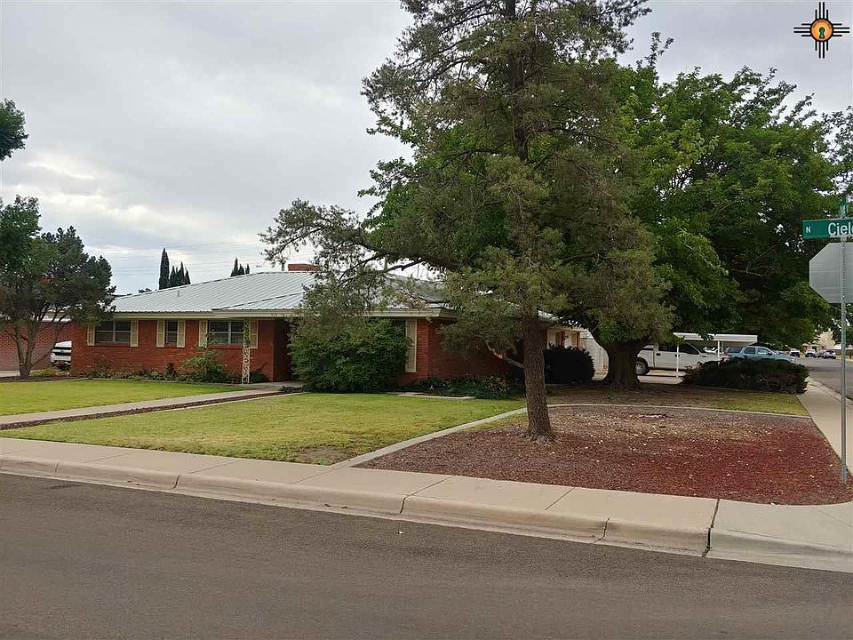 2nd image of 515 W Cielo Dr