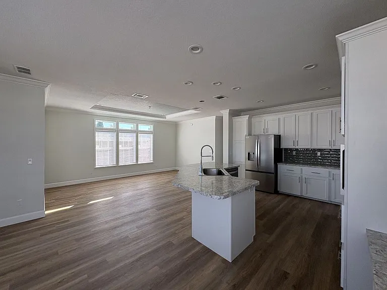 1009 Davy Jones Dr #1027 — Photo 6