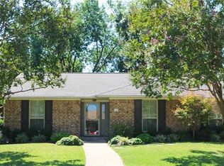 506 Reinosa Dr, Garland, TX 75043