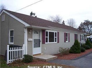 721 Poquonnock Rd, Groton, CT 06340