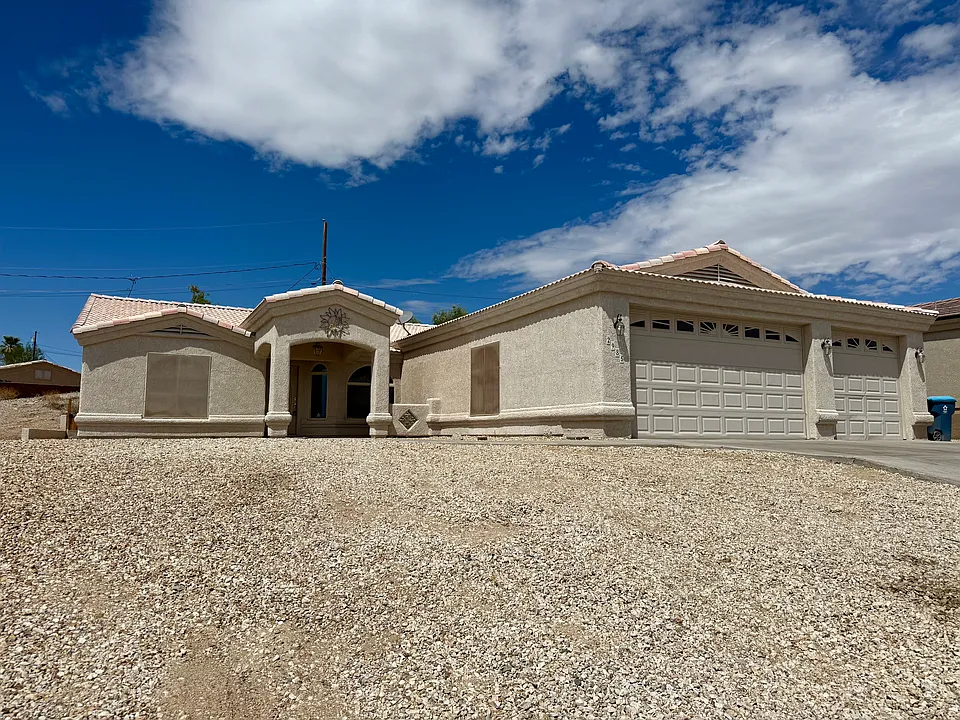 2985 Gatewood Dr