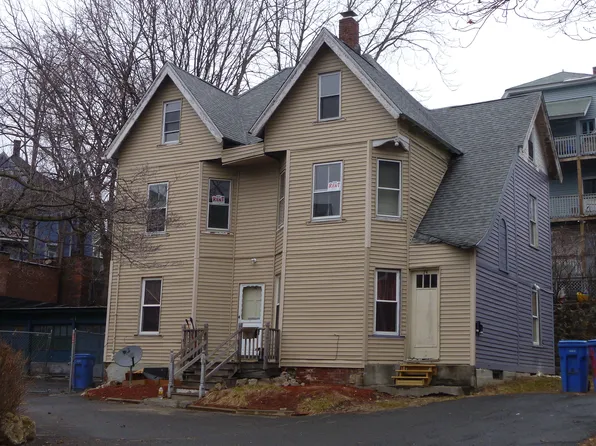 76 Fairview St, Waterbury, CT 06710