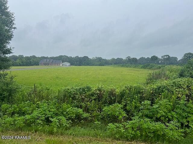 2nd image of 2 Derek Rd